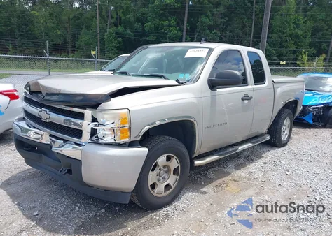 2007 Chevrolet Silverado 1500 Work Truck z USA, uszkodzony, nr VIN 1GCEK19CX7Z539170
